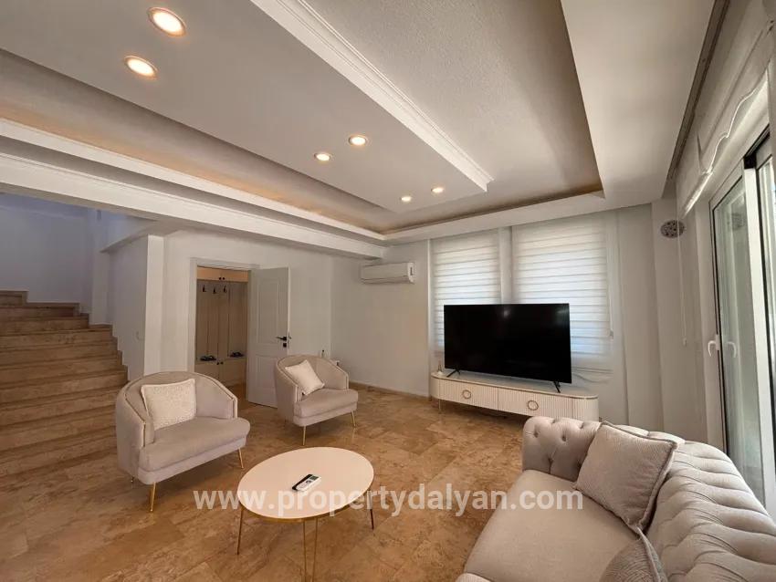 4+1-Zimmer Villa Zu verkaufen in Dalyan Bz. Ortaca - 500 m²