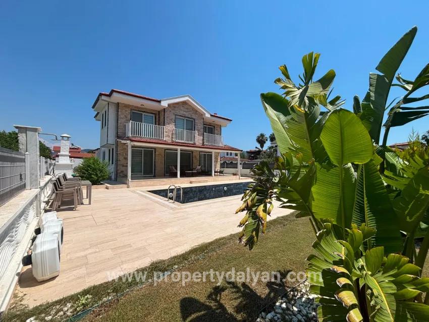 4+1-Zimmer Villa Zu verkaufen in Dalyan Bz. Ortaca - 500 m²