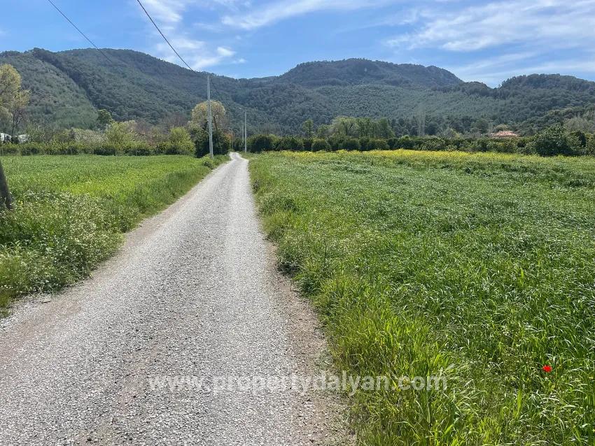 Land Zu verkaufen in Okçular Bz. Ortaca - Gehäuse-Zonierung - 736 m²