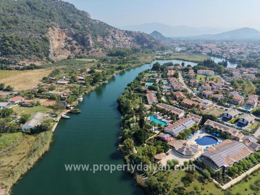 Im Köyceğiz Çandır Mahallesinde kanala sıfır 20.000m2 satılık Feld