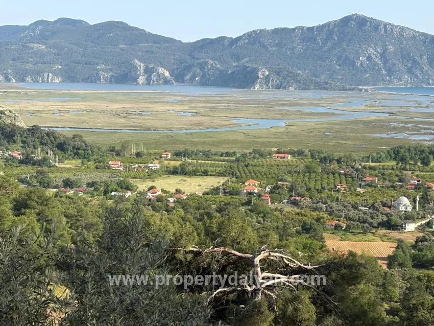 Feld Zu verkaufen in Çandır Bz. Köyceğiz - Feld-Zonierung - 1.252 m²