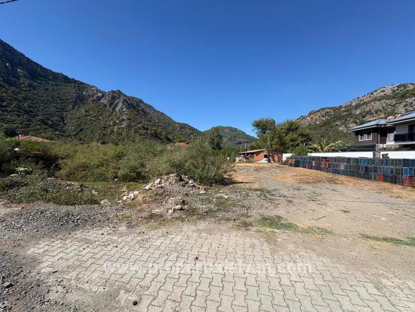Land Zu verkaufen in Mergenli Bz. Ortaca - Gehäuse-Zonierung - 998 m²