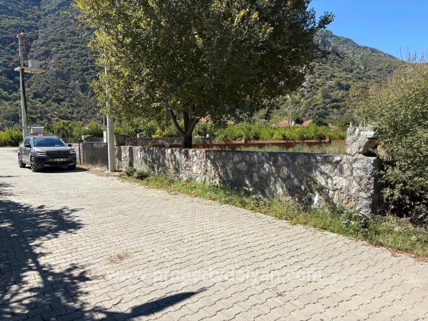 Land Zu verkaufen in Mergenli Bz. Ortaca - Gehäuse-Zonierung - 998 m²