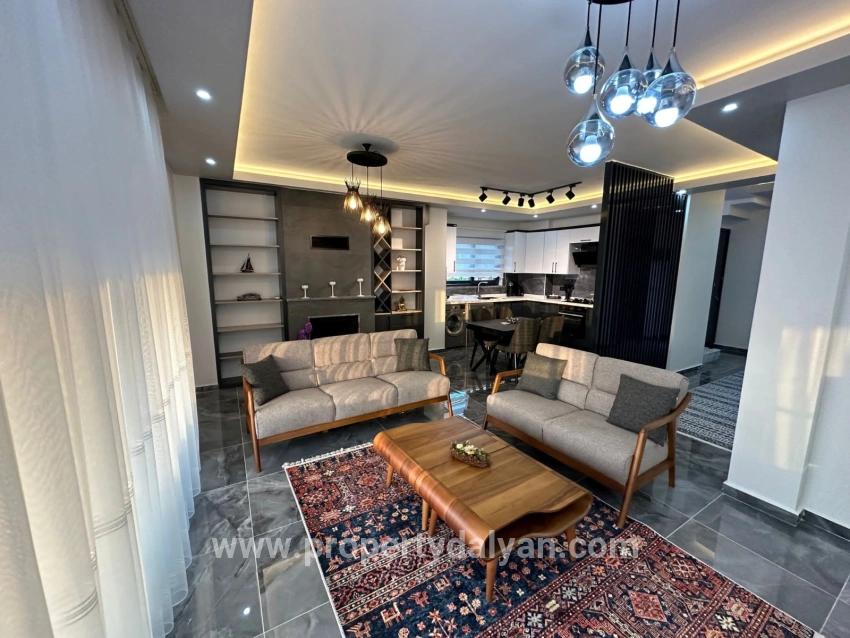 4+1-Zimmer Villa Zu verkaufen in Eskiköy Bz. Ortaca - 14.136 m²