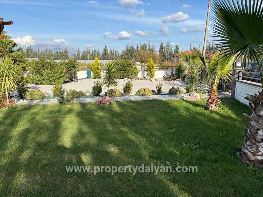 4+1-Zimmer Villa Zu verkaufen in Eskiköy Bz. Ortaca - 14.136 m²