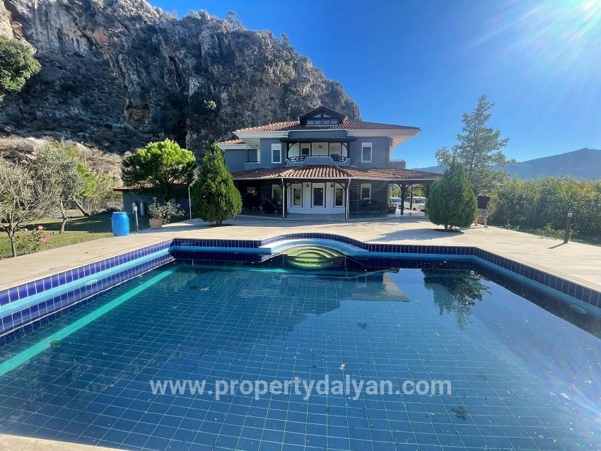5+2-Zimmer Villa Zu verkaufen in Dalyan Bz. Ortaca - 6.000 m²
