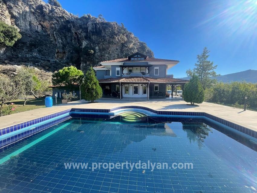5+2-Zimmer Villa Zu verkaufen in Dalyan Bz. Ortaca - 6.000 m²