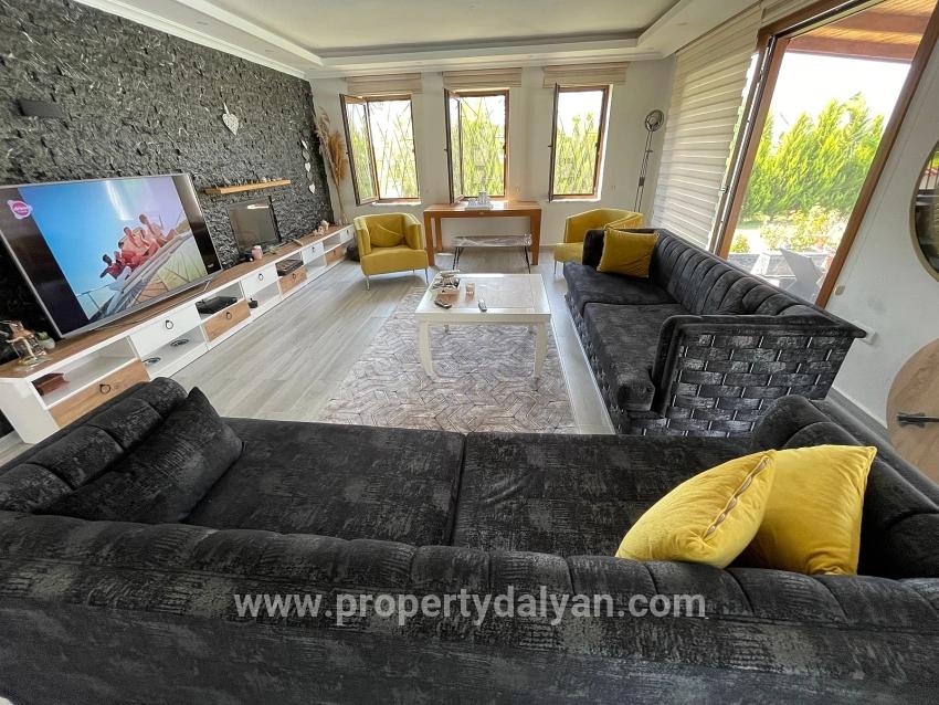 4+1-Zimmer Villa Zu verkaufen in Dalyan Bz. Ortaca - 7.000 m²