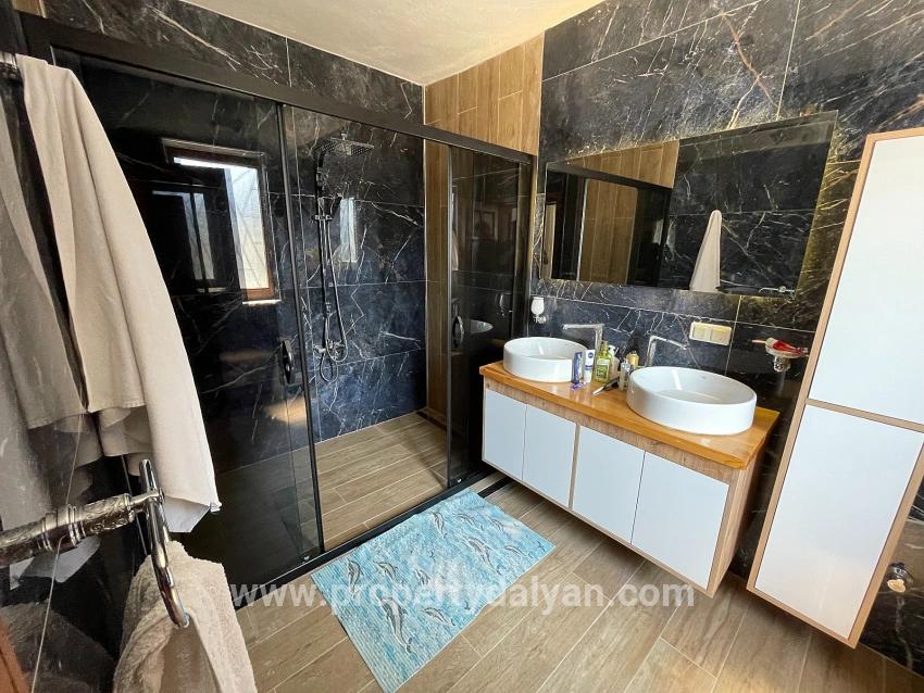 4+1-Zimmer Villa Zu verkaufen in Dalyan Bz. Ortaca - 7.000 m²
