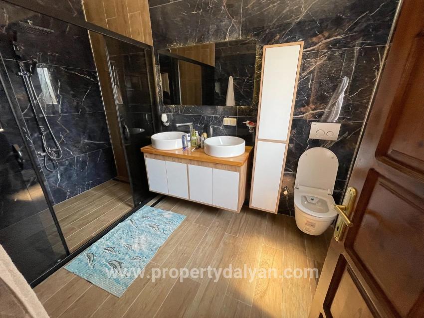 4+1-Zimmer Villa Zu verkaufen in Dalyan Bz. Ortaca - 7.000 m²