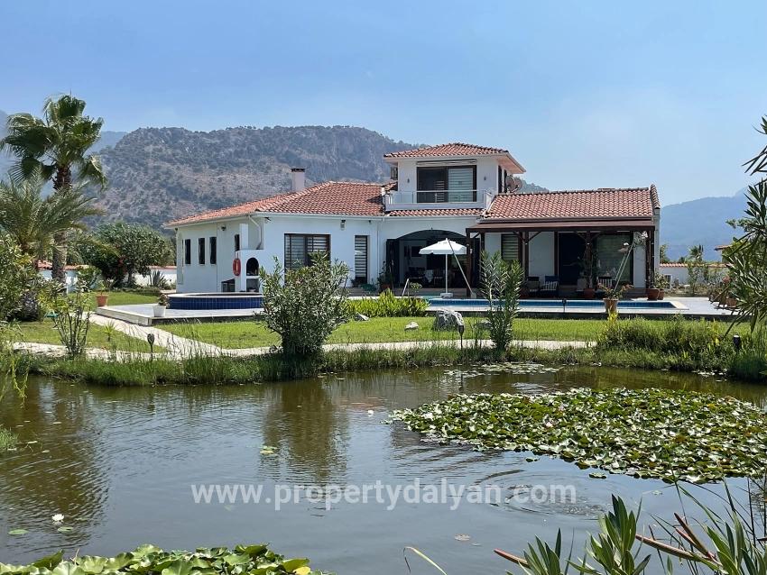 4+1-Zimmer Villa Zu verkaufen in Dalyan Bz. Ortaca - 7.000 m²