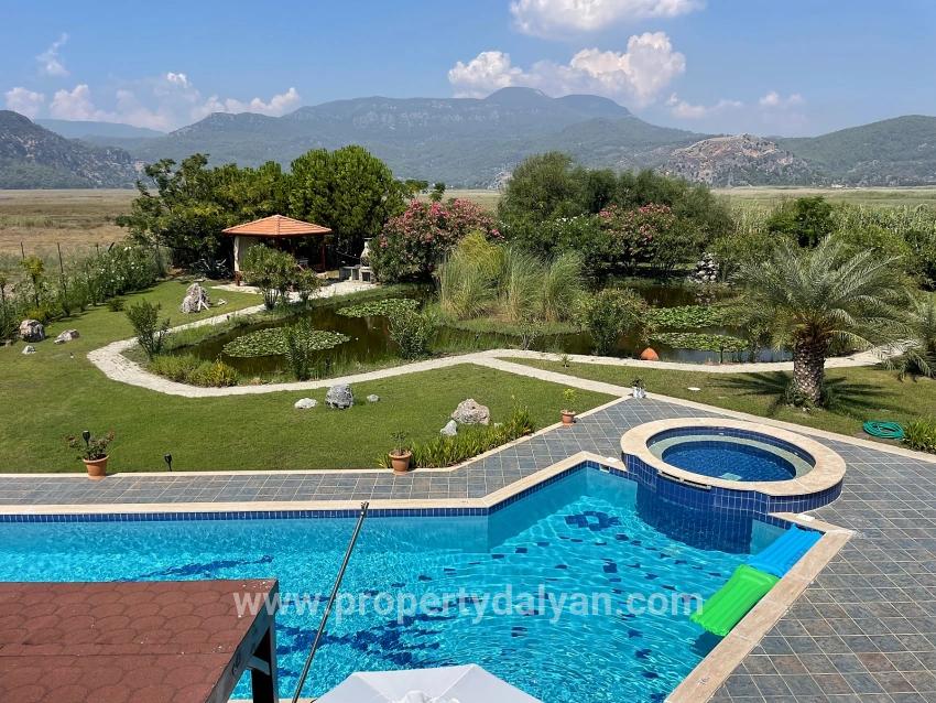4+1-Zimmer Villa Zu verkaufen in Dalyan Bz. Ortaca - 7.000 m²