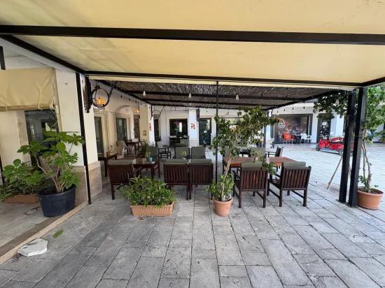 In Dalyan Zentrum 45m2 zu verkaufendes Geschäft