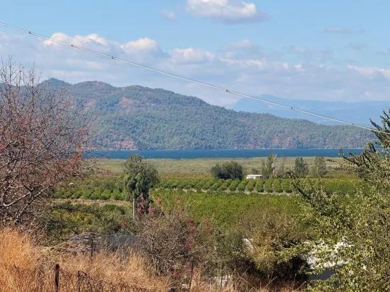 In Dalyan Karadağ Seeblick 5.000m2 zu verkaufen Acker