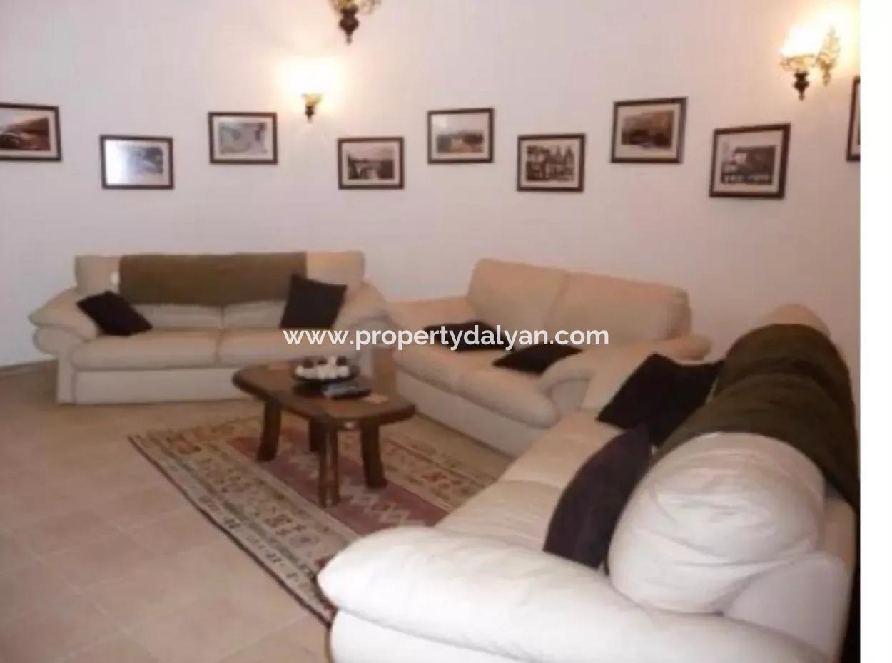 Villa Zu Verkaufen In Dalyan In 3500M2 Grundstück