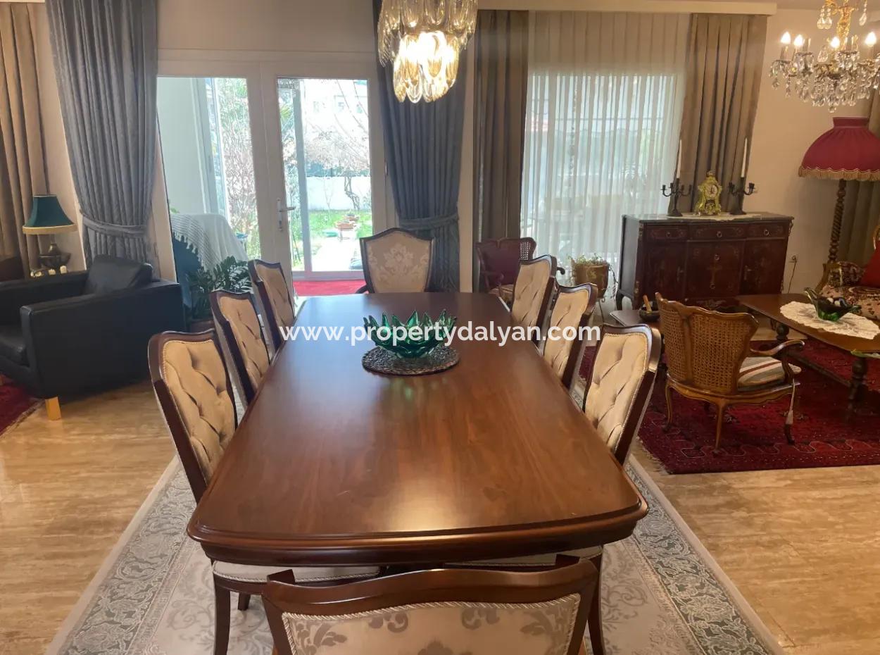 Dalyan 650M2 Grundstück In 4 1 Villen Zum Verkauf