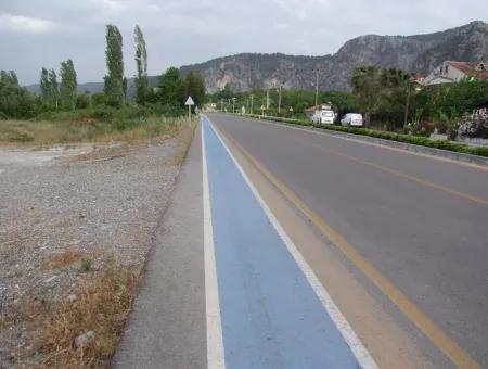 Kommerzielles Grundstück Für Verkauf In Dalyan, Dalyan Sie Auf Dem Highway 17,805M2 Grundstück Zum Verkauf Schnäppchen