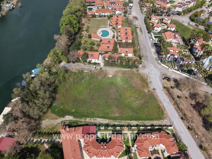 2600m2 Land For Sale In Dalyan Gülpınar, Next To The Canal, With 20% Tourism Zoning