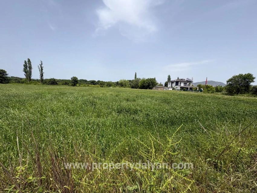 Земля 2390m2 На Продажу В Окчулар, Мармарис