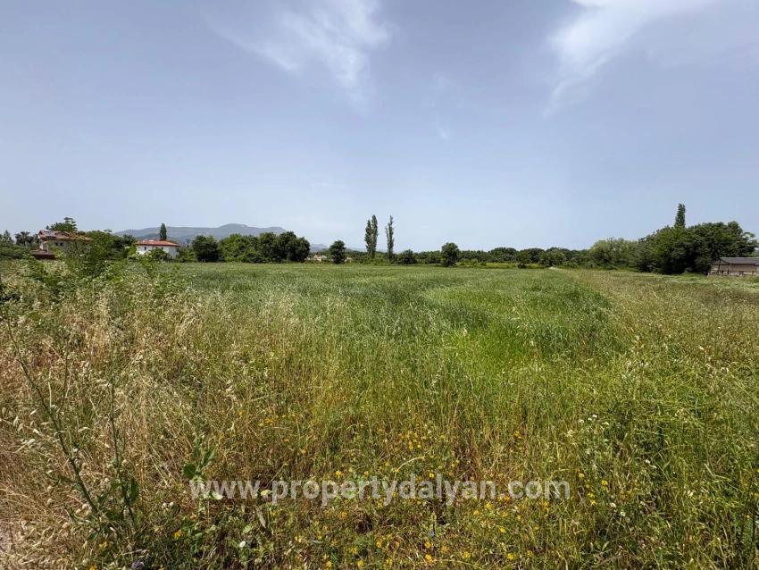 Ortaca Okçular Mah. Satılık Arsa - Konut İmar Durumlu - 2.390 m²