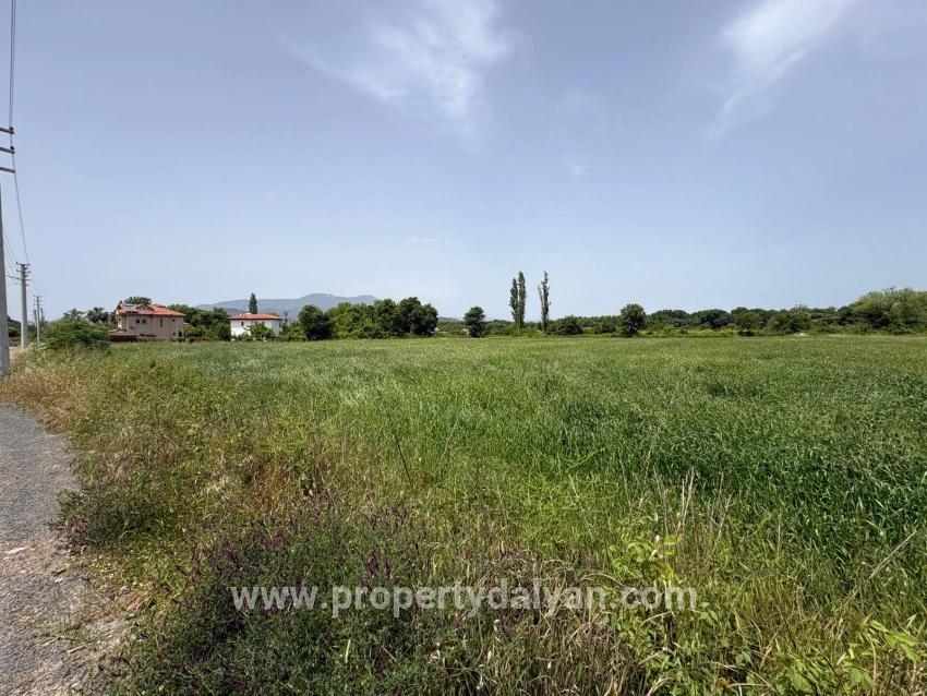Ortaca Okçular Mah. Satılık Arsa - Konut İmar Durumlu - 2.390 m²