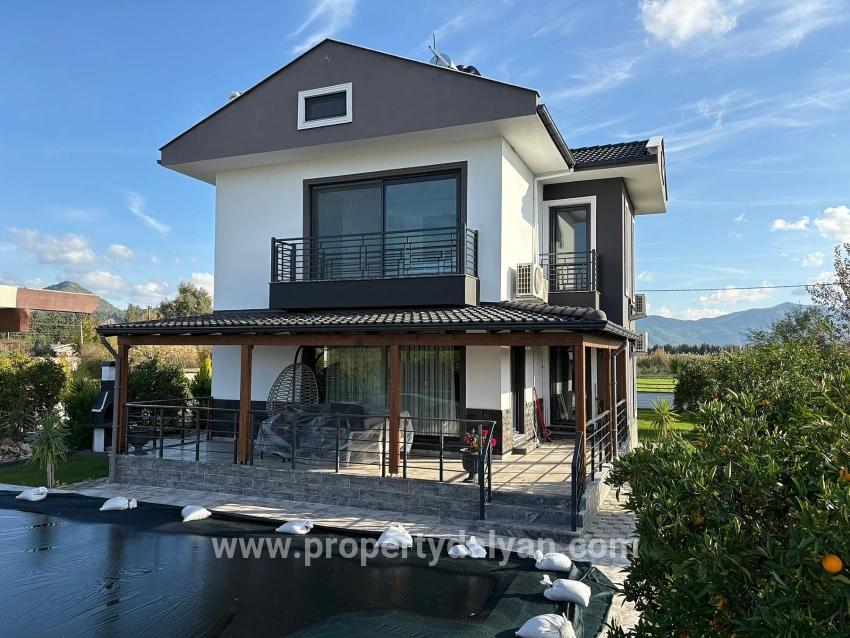 Ortaca Eskiköy Mah. Satılık 4+1 Villa - 14.136 m²