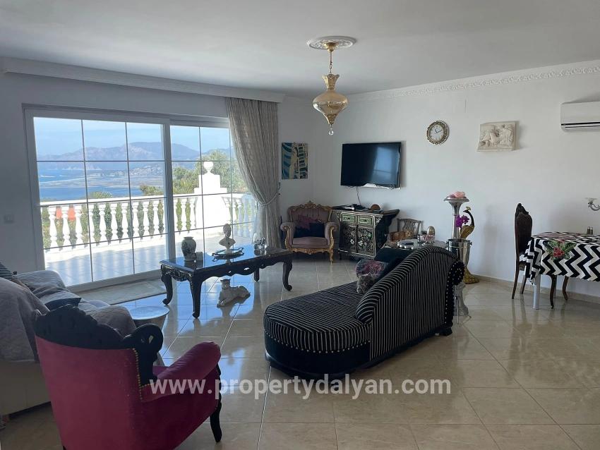 Gökbel'de Full Deniz Manzaralı 5000m2 Arsa İçerisinde Satılık Vıp Villa