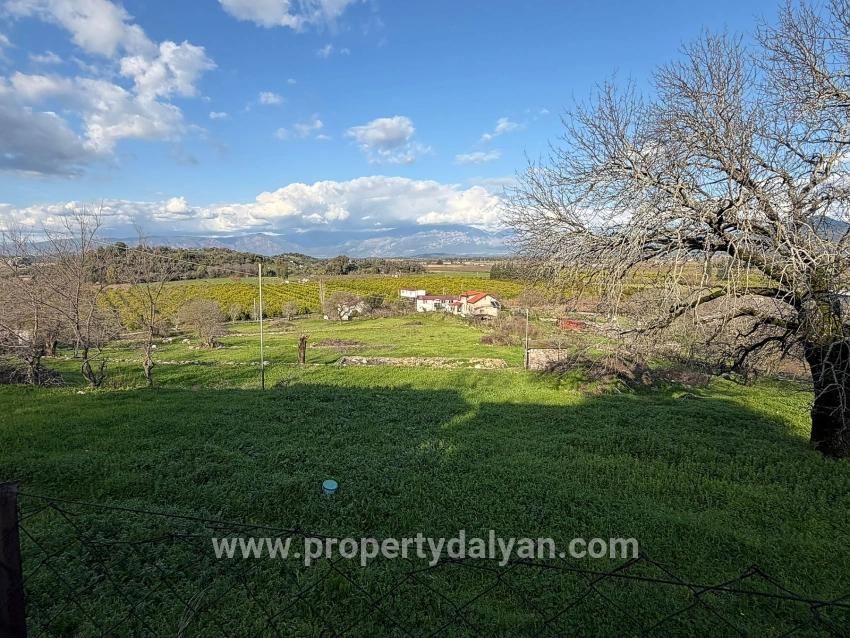 Dalyan'da Göl Manzaralı 11.230m2 Satılık Tarla