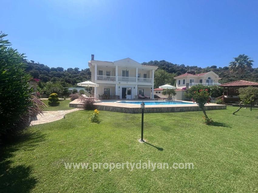 Ortaca Dalyan Mah. Satılık 3+1 Villa - 848 m²