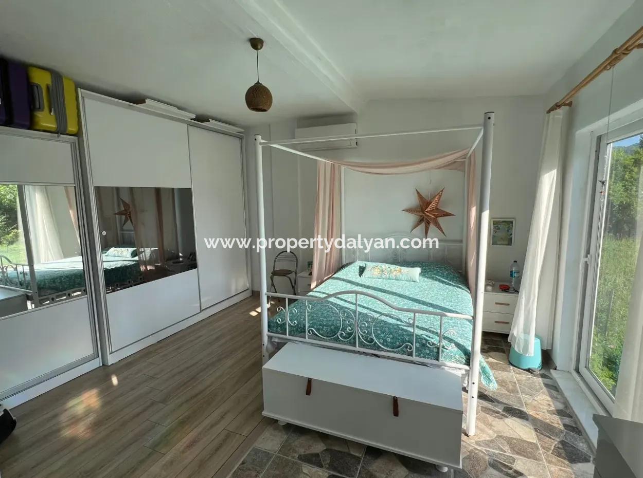 Eskiköy'de 1000M2 Arsa İçerisinde 2+1 Satılık Müstakil Evi