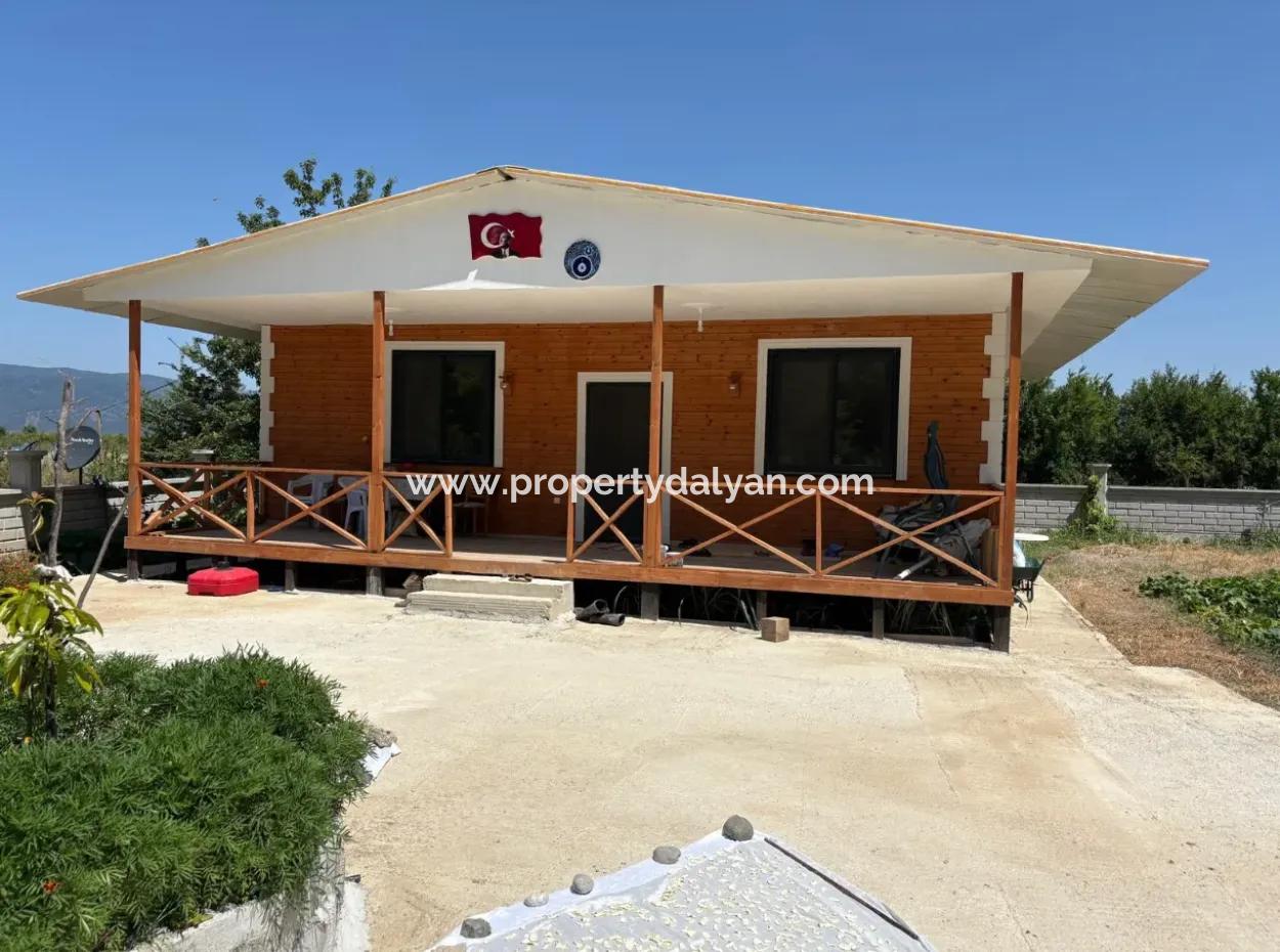 Dalyan Karadağ Mevkiinde 2500M2 Tarla İçerisinde 120M2 Müstakil Ahşap Ev