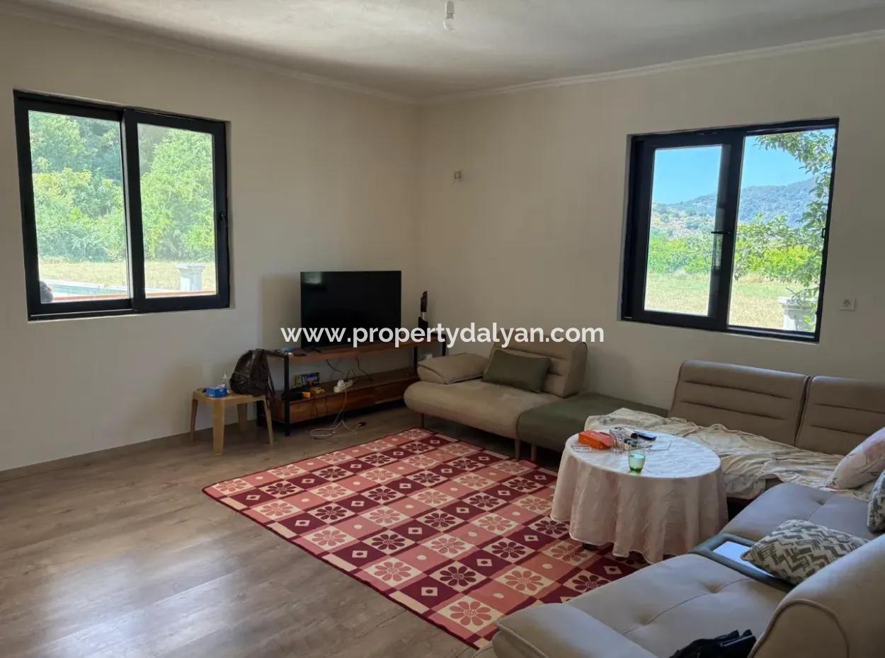 Dalyan Karadağ Mevkiinde 2500M2 Tarla İçerisinde 120M2 Müstakil Ahşap Ev