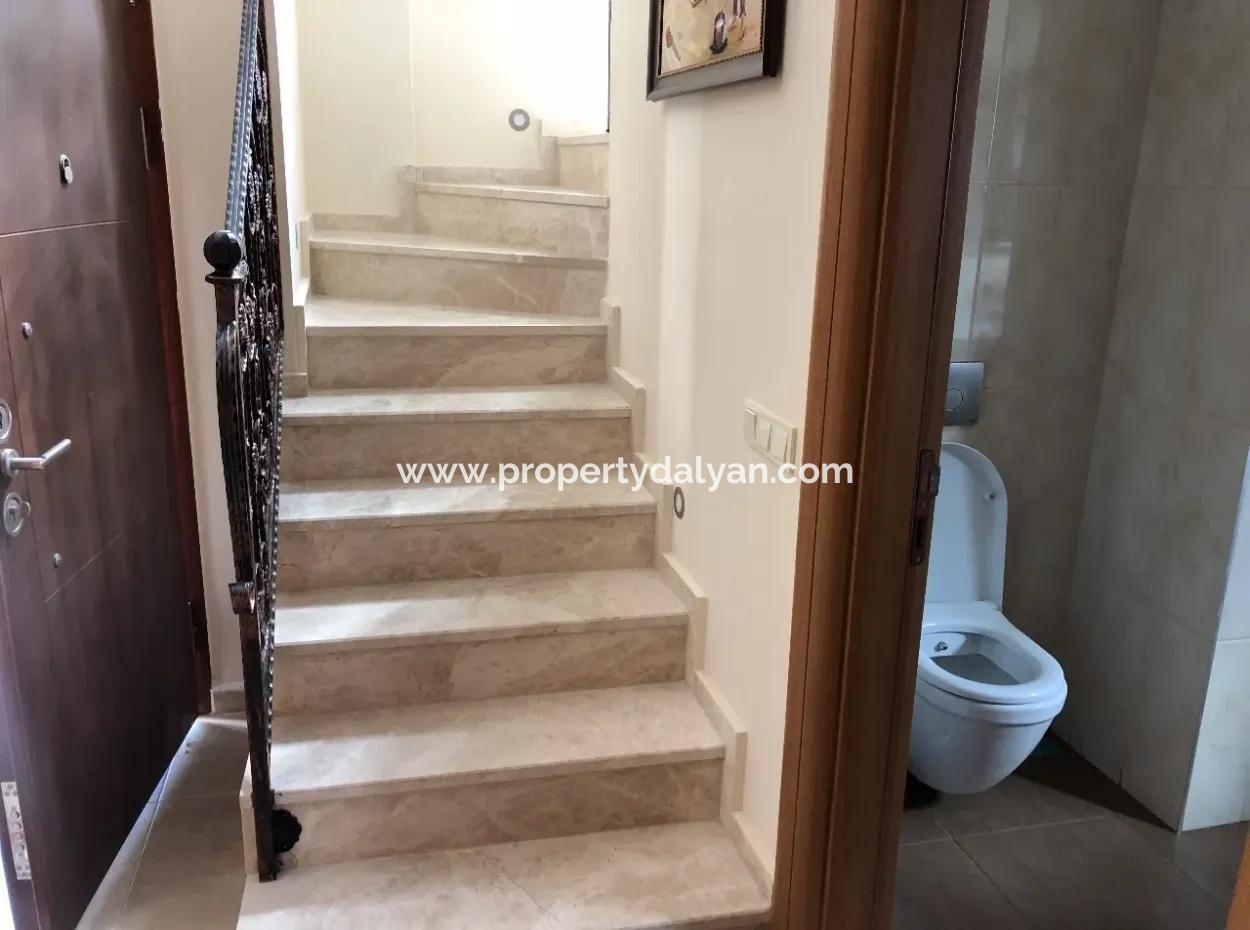 Dalyan'da 575M2 Arsa İçinde 4+1 Satılık Villa