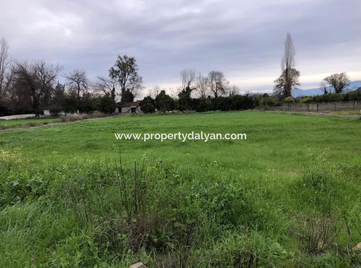 Okçular'da 540M2 Satılık Arsa