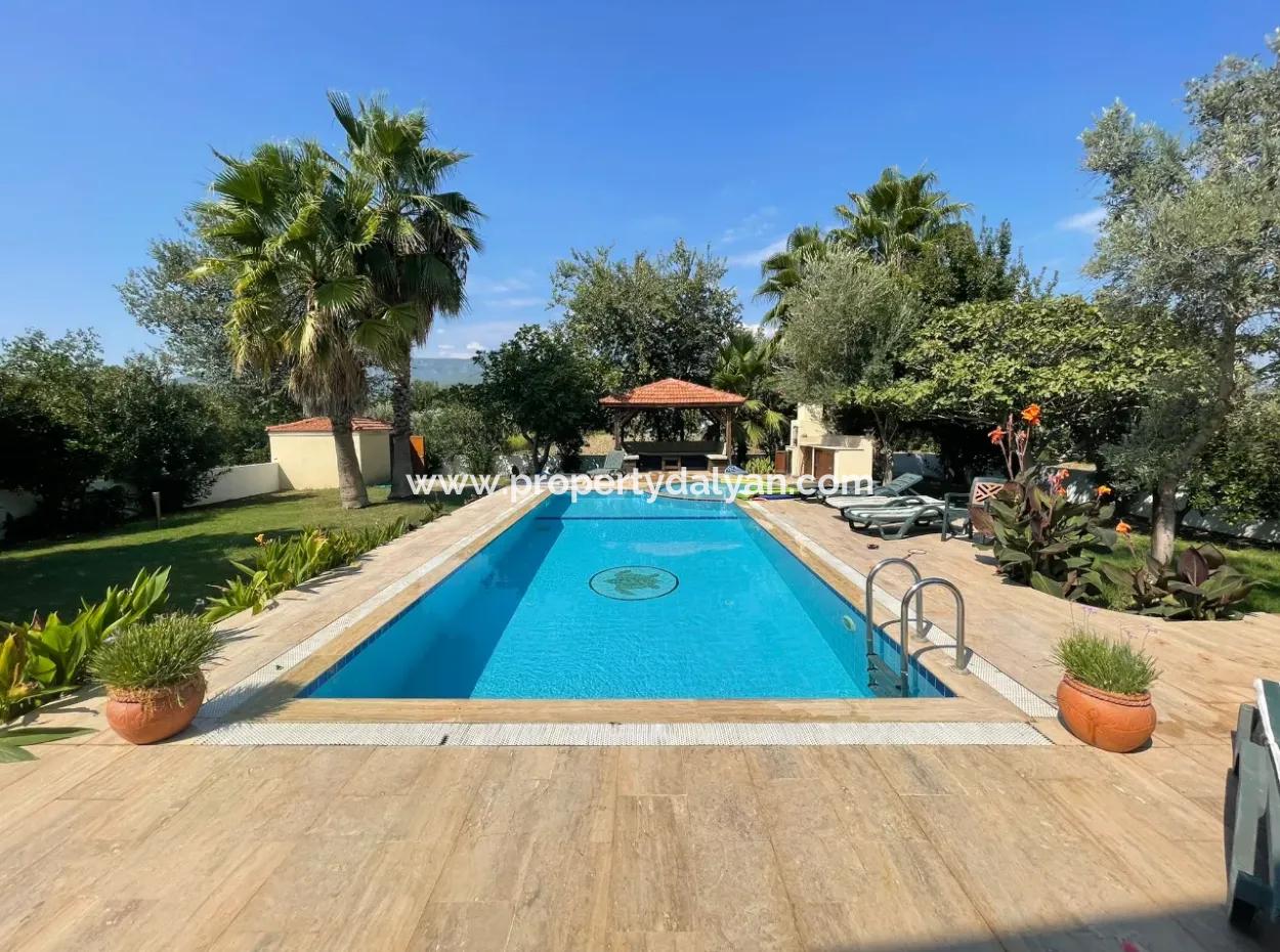 Dalyan Arıkbaşın'da Satılık Villa