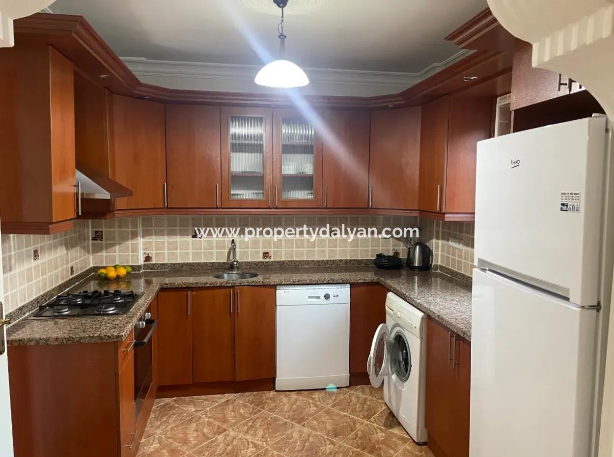 Dalyan Gülpınar 500M2 Arsa İçinde Köşebaşı Satılık 3+1 Villa