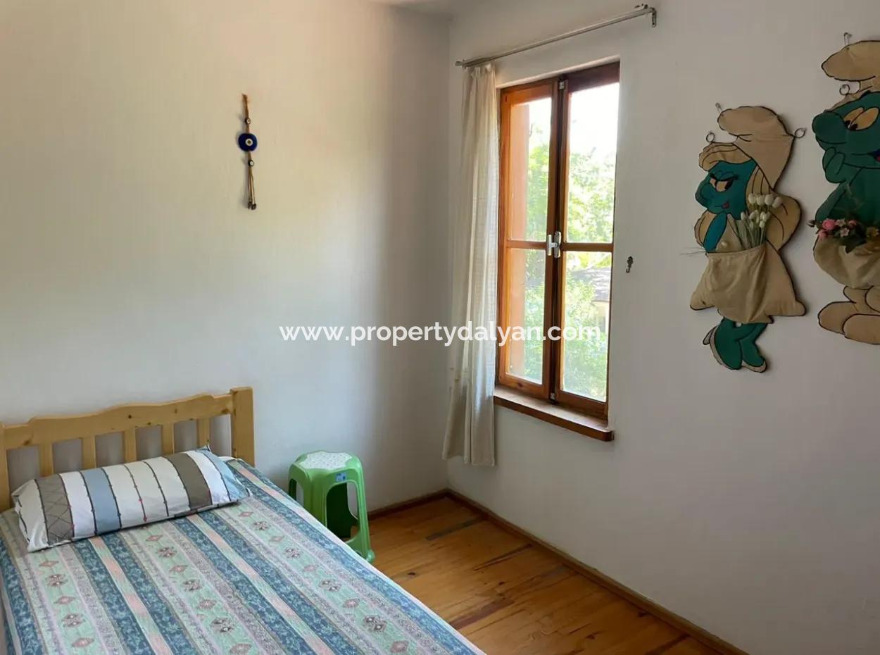 Dalyan Merkezde 5+1 Satılık Villa
