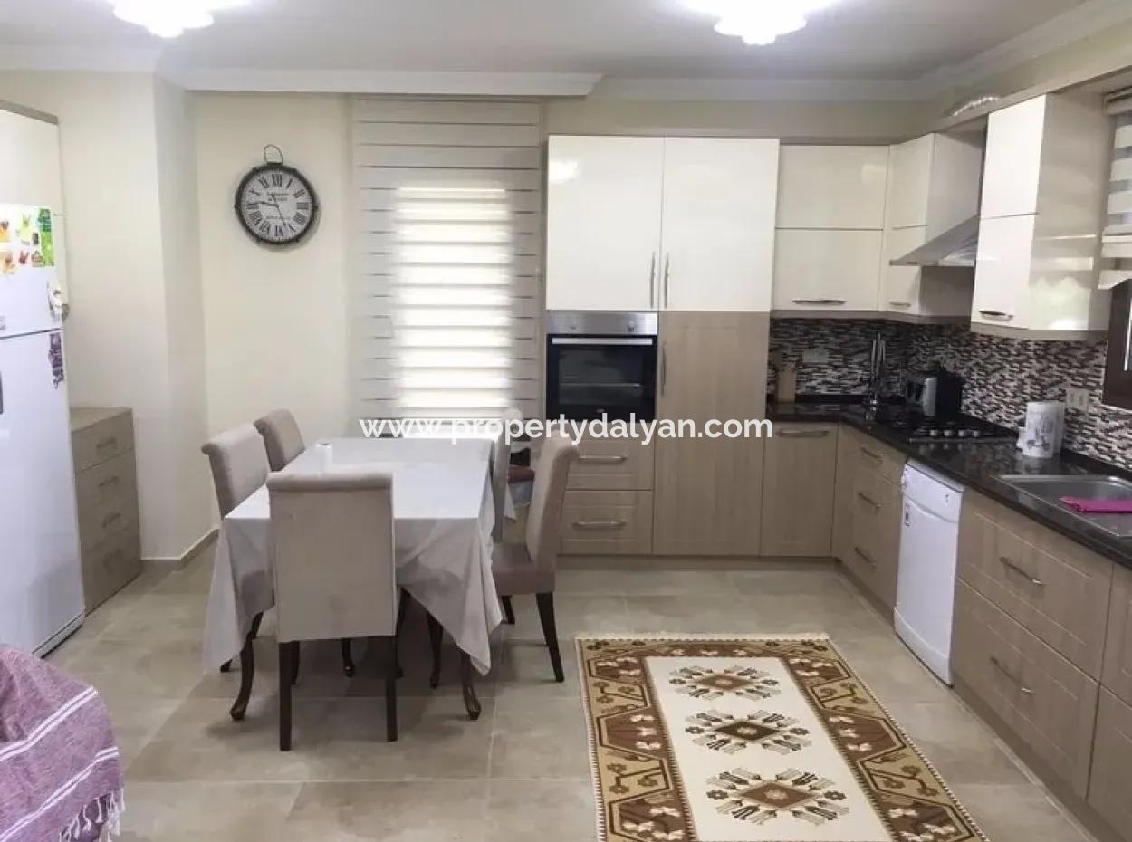 Dalyan Satılık Villa Dalyan 675M2 Arsa İçinde 4+1 Müstakil Satılık Villa