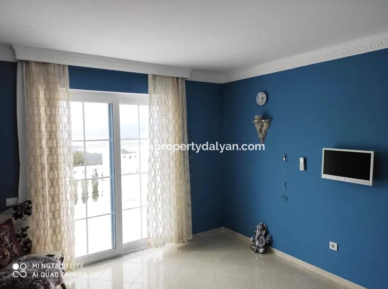 Gökbel'de Full Deniz Manzaralı 5000M2 Arsa İçerisinde Satılık Vıp Villa