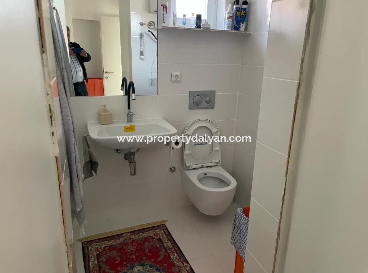 Eskiköy'de 2882 M2 Arsa İçerisinde Müstakil Satılık Tek Katlı Ev