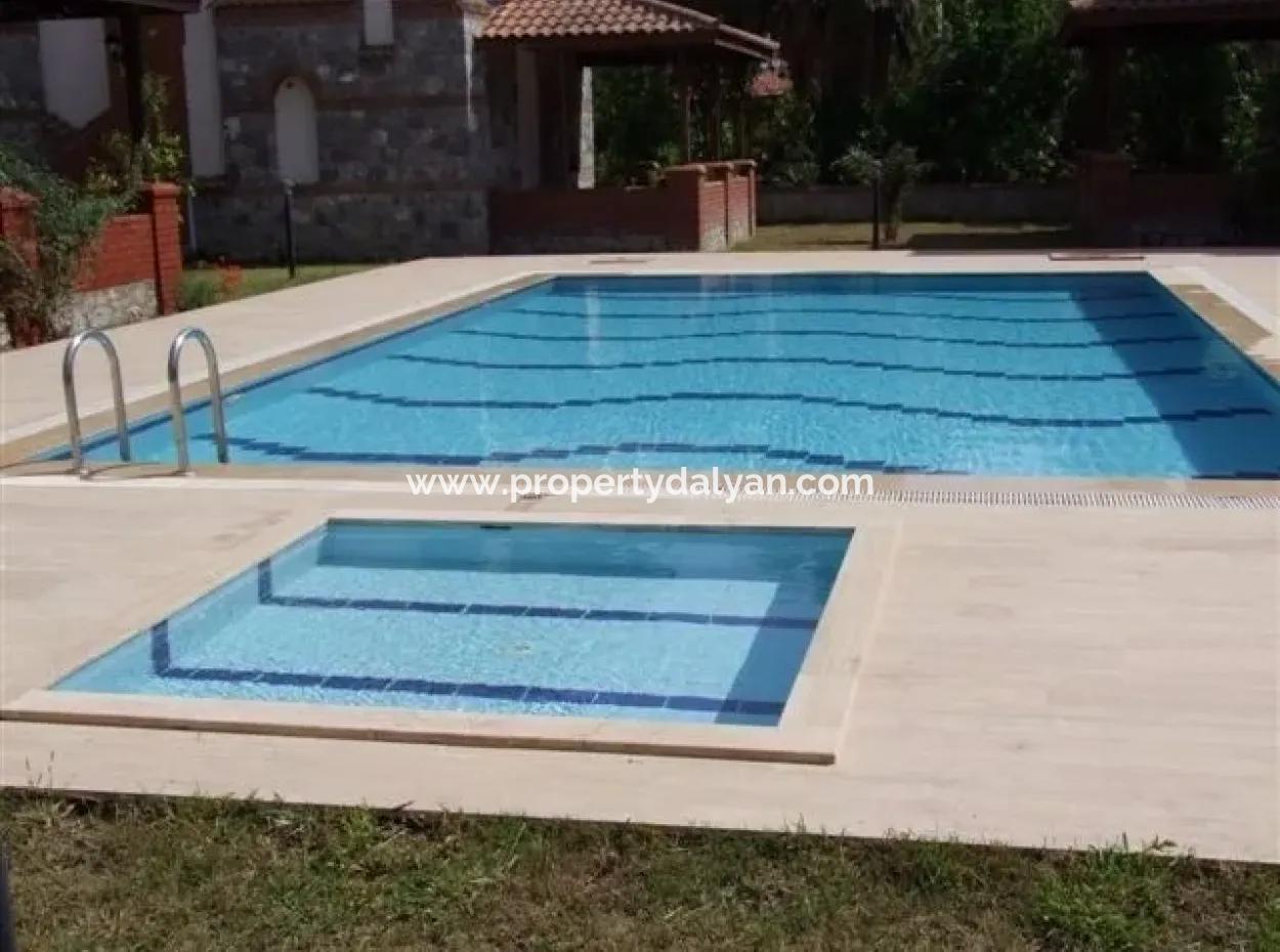 Dalyan'da Site İçerisinde 3+1 Satılık Villa