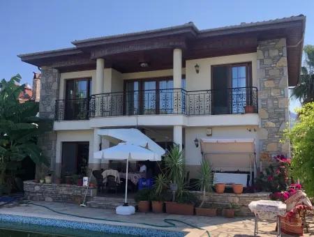 Dalyan Gülpınar'da Satılık Villa