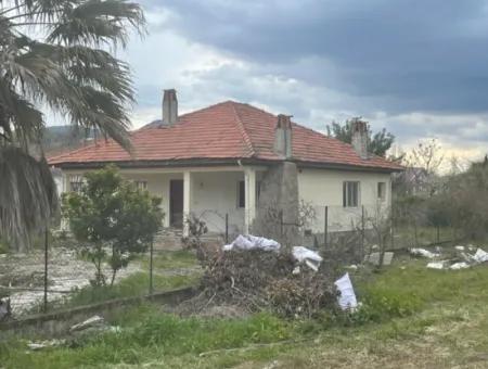 Kemalya 1880M2 Arsa İçinde Satılık Köy Evleri